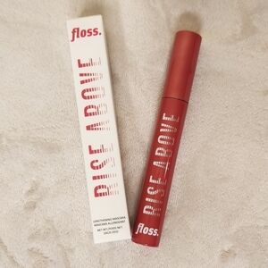 Floss Rise Above Lengthening Mascara Black Full Size